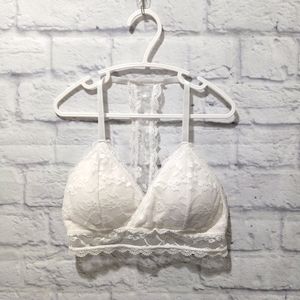 🎀 2/$20 🎀 Small, White, Lace, Bralette